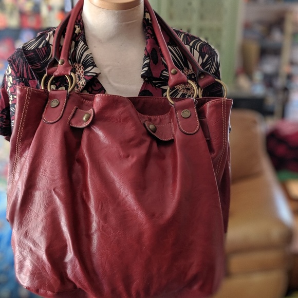 Red faux leather hobo bag - Picture 6 of 6